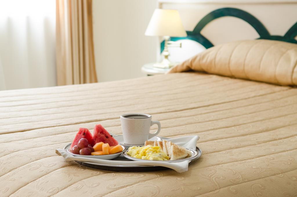 Apart Hotel Kennedy Guayaquil Quarto foto